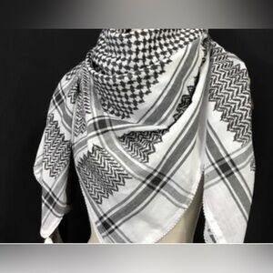 🧣 Black and White Patterned Scarf Men’s scarf 🧣